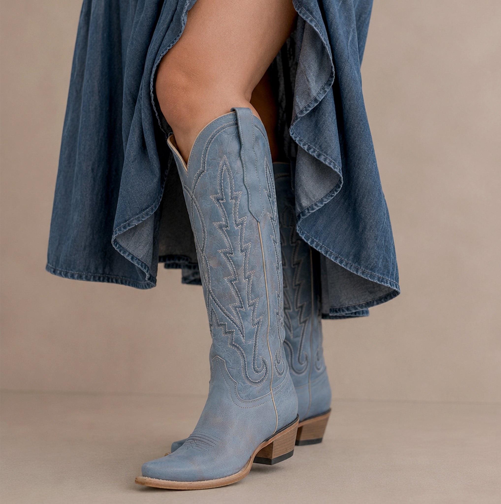 Circle G Lightning Embroidery | Snip Toe | Dusty Blue