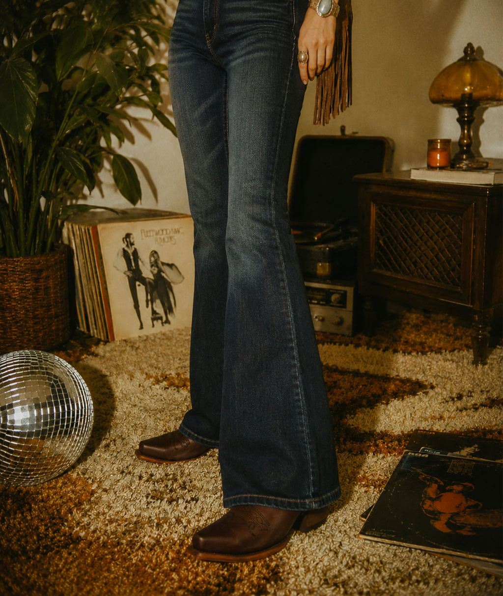 Corral Western Scroll Embroidery | Snip Toe | Wine Red