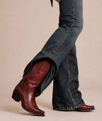 Circle G Lightning Vine Studded | Snip Toe | Wine