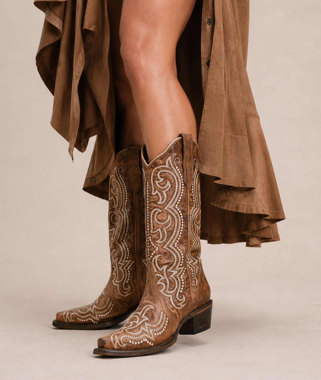 Circle G Desert Mesa Embroidery | Snip Toe | Cognac Brown